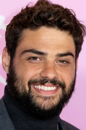 Ноа Сентинео