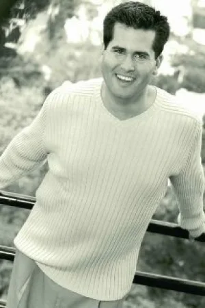 Robert Aguilar